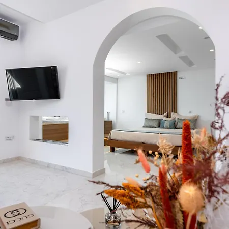 Apartment Marvel *